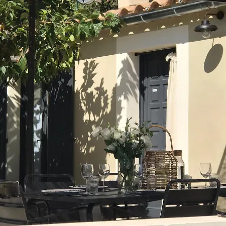 Hébergement de vacances Villas Du Luberon - La Des Saisons *