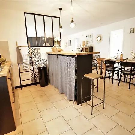 Villas Du Luberon - La Des Saisons Hébergement de vacances